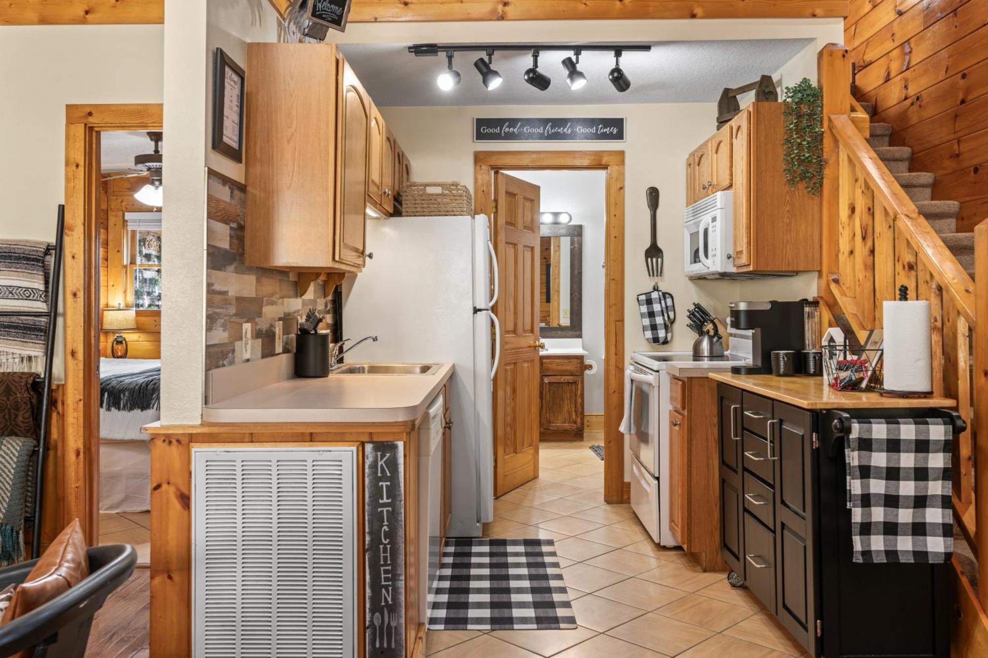 Cozy Cabin In The Smokies!!! Fully Furnished And Complete With Community Indoor And Outdoor Pools And Spas, Game And Fitness Rooms As Well As A Private Hot Tub Pigeon Forge Exterior foto